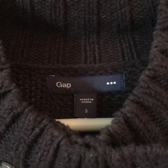 Tunic knit sweater from gap. - Picture 2 of 2